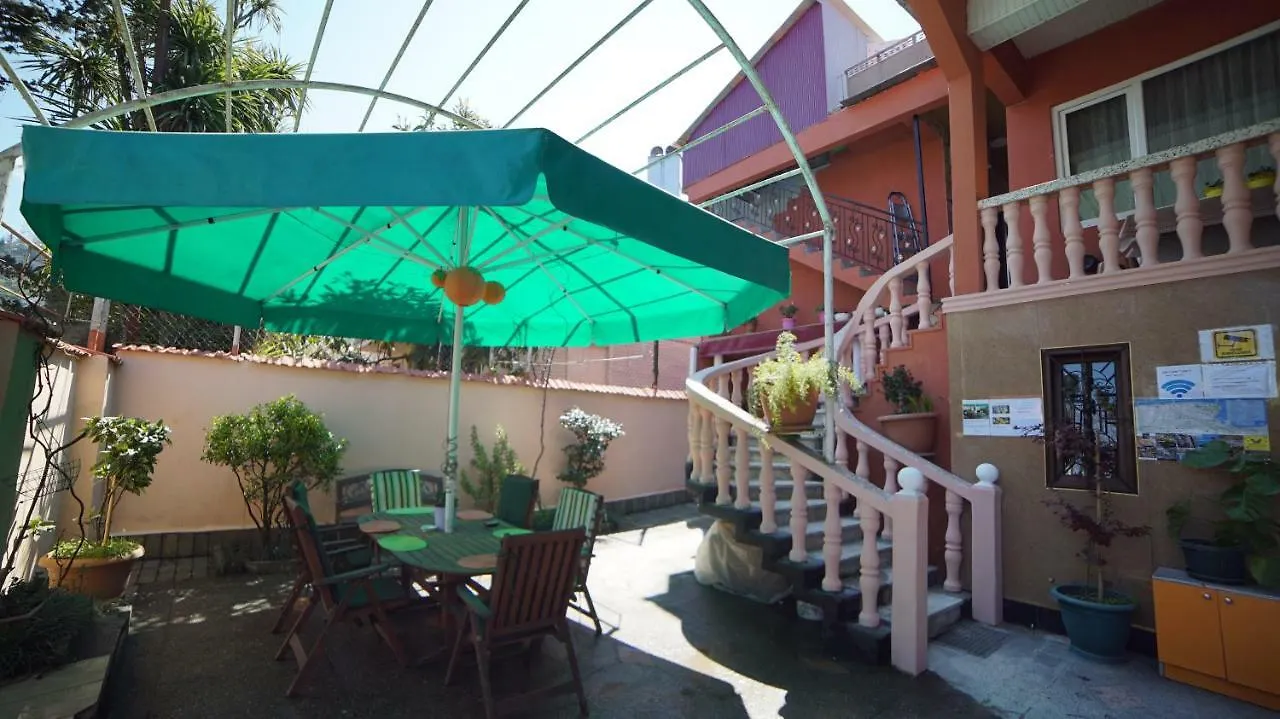 Nikas Guest House Batumi