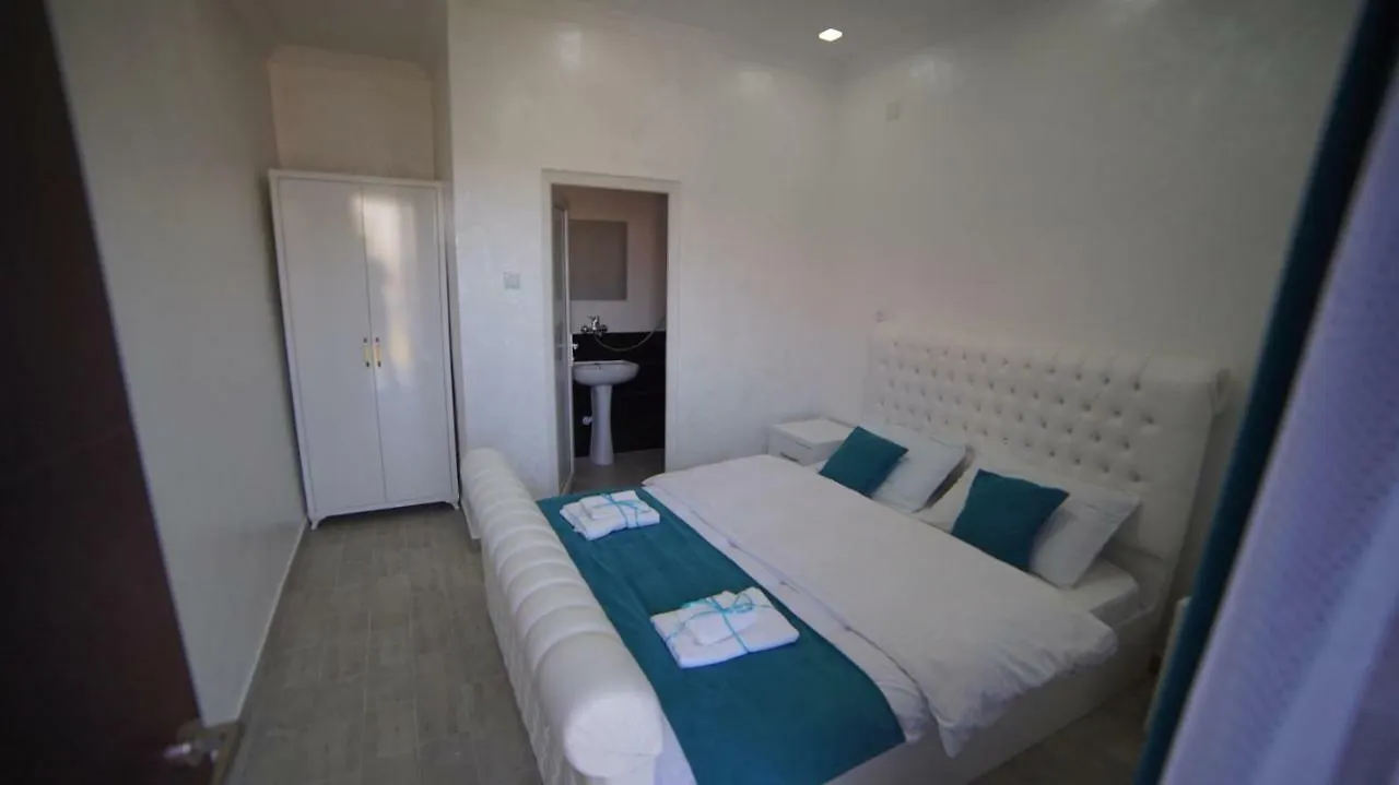 Nikas Guest House Batum