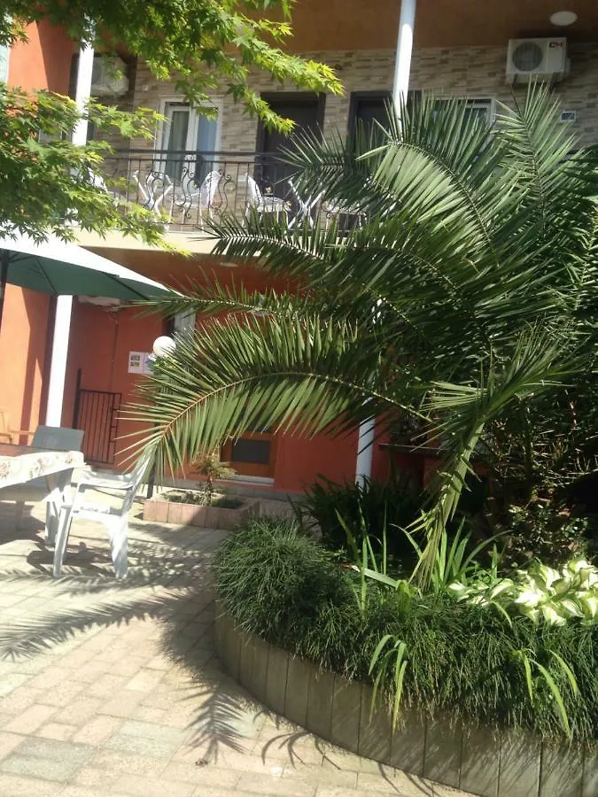 Nikas Guest House Batoemi